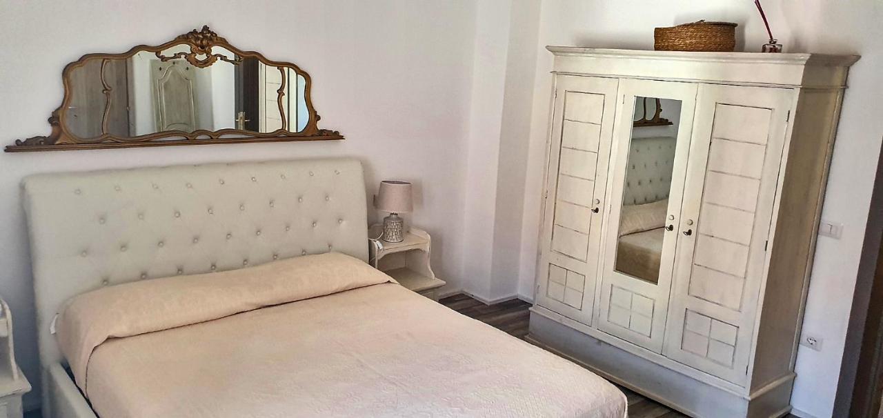Nivalu' Guest House Olbia Bagian luar foto