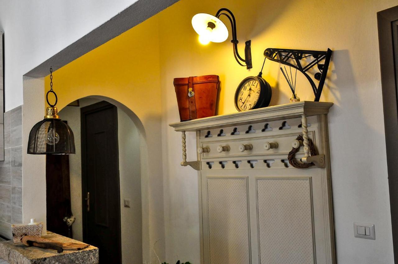 Nivalu' Guest House Olbia Bagian luar foto